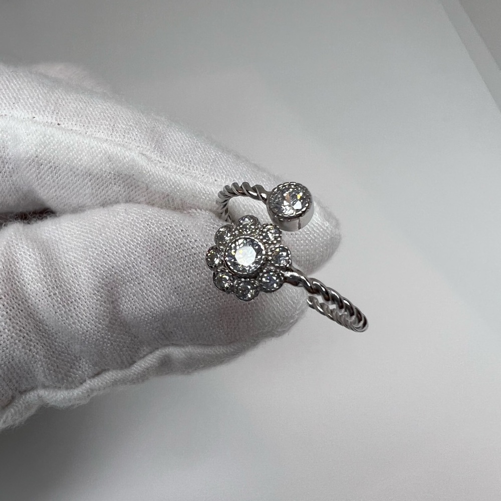 Clearance $15 Firm! Cz Flower Twisted Sterling Silver Ring - Picture 12 of 16